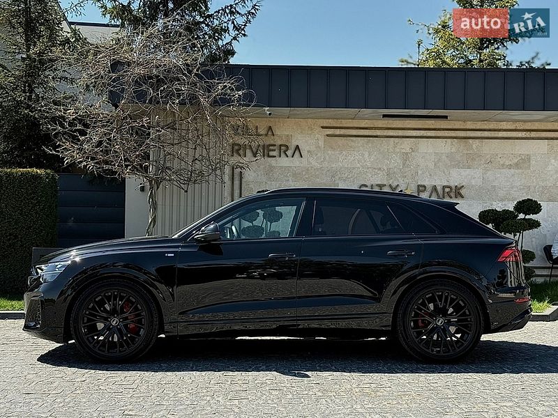 Внедорожник / Кроссовер Audi Q8 2025 в Львове