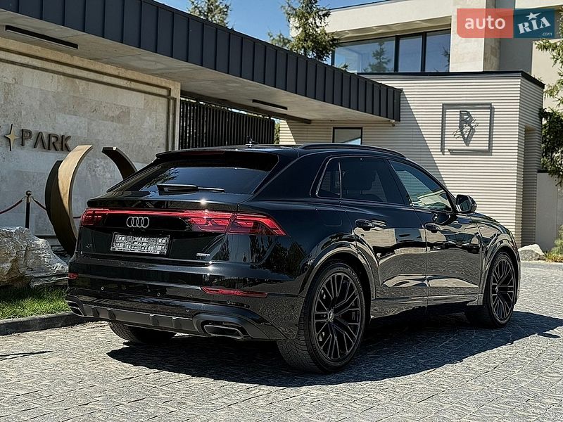 Внедорожник / Кроссовер Audi Q8 2025 в Львове