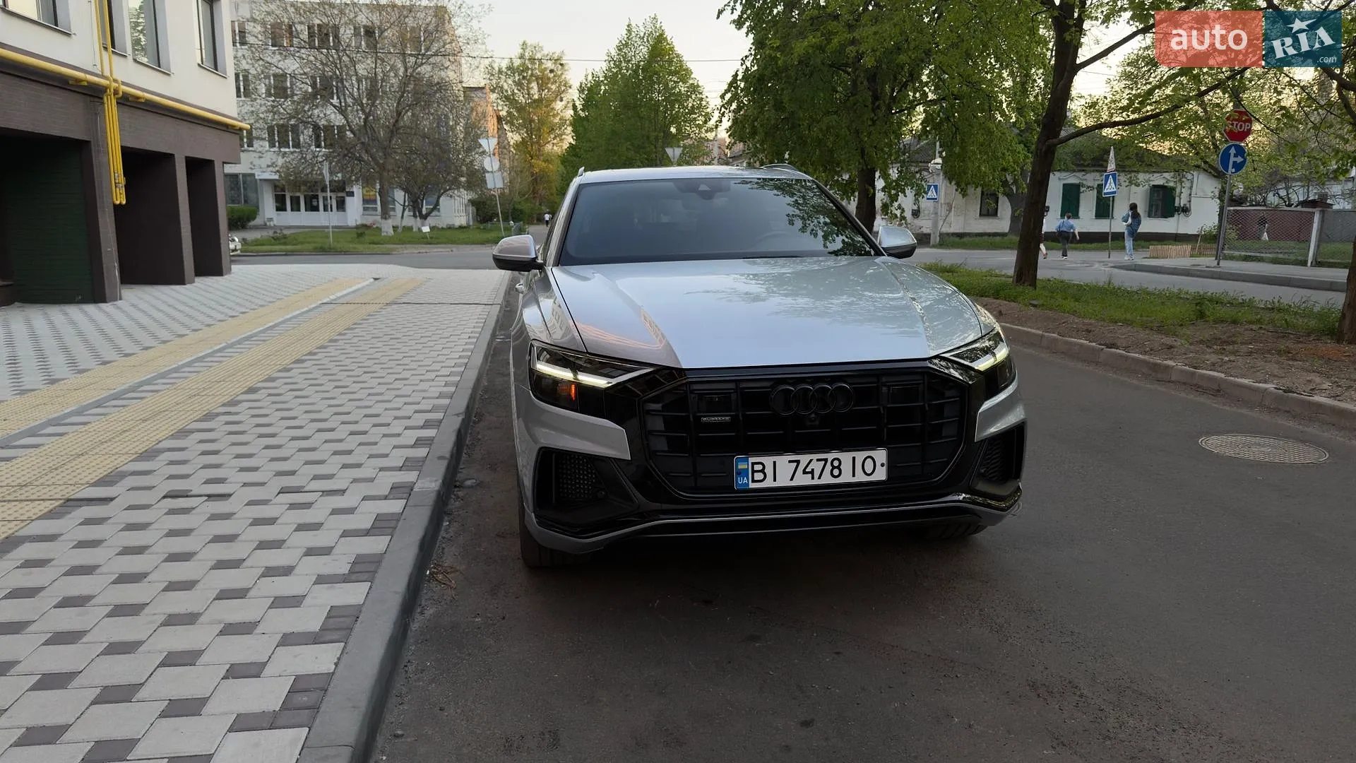 2020 Audi Q8 - мініатюра 2