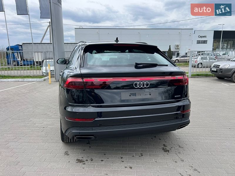 Внедорожник / Кроссовер Audi Q8 2026 в Полтаве