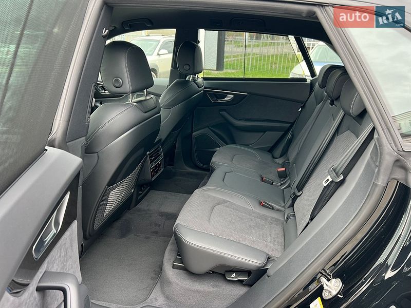 Внедорожник / Кроссовер Audi Q8 2026 в Полтаве