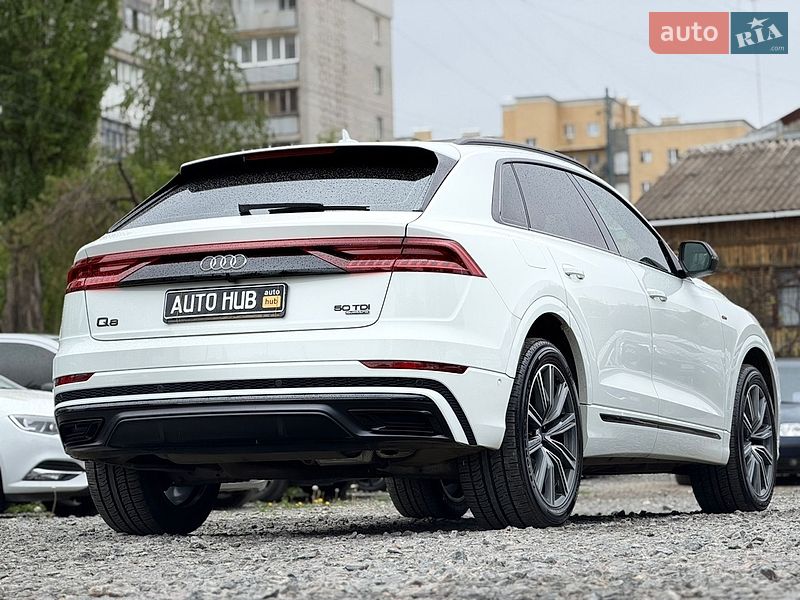 Внедорожник / Кроссовер Audi Q8 2019 в Бердичеве