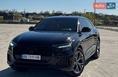Позашляховик / Кросовер Audi Q8 2022 в Новій Одесі