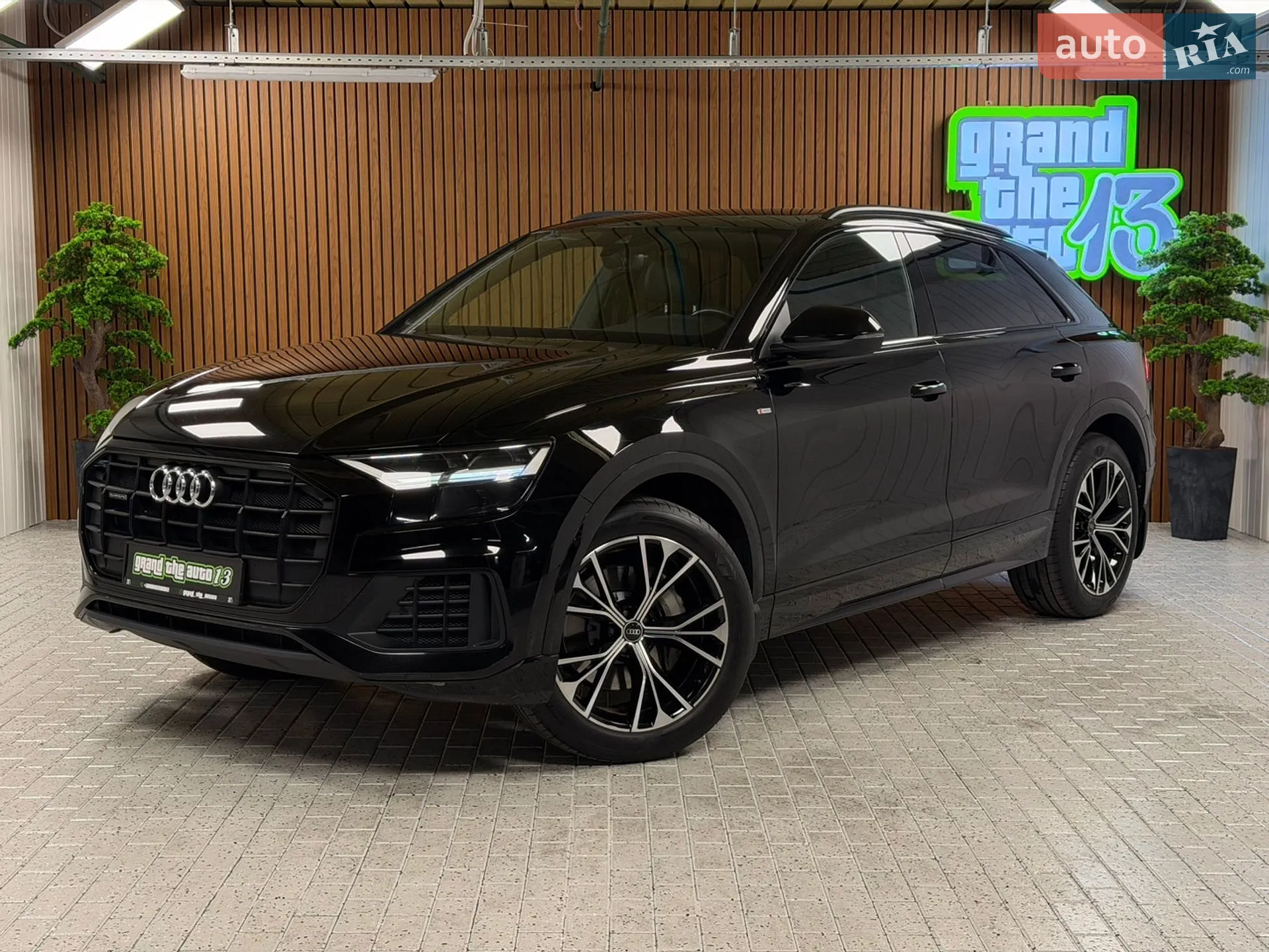 2020 Audi Q8 - мініатюра 2