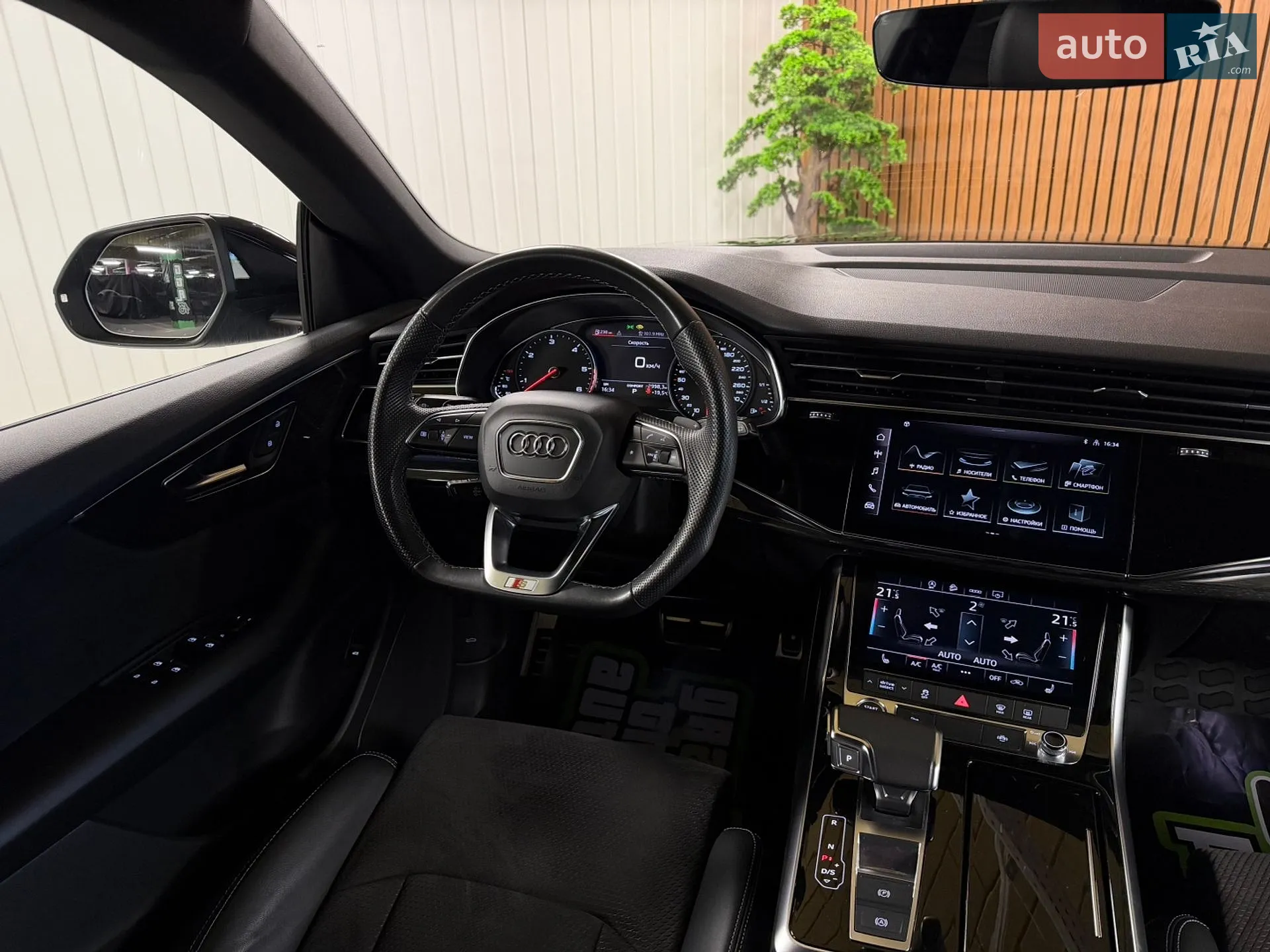 2020 Audi Q8 - мініатюра 18