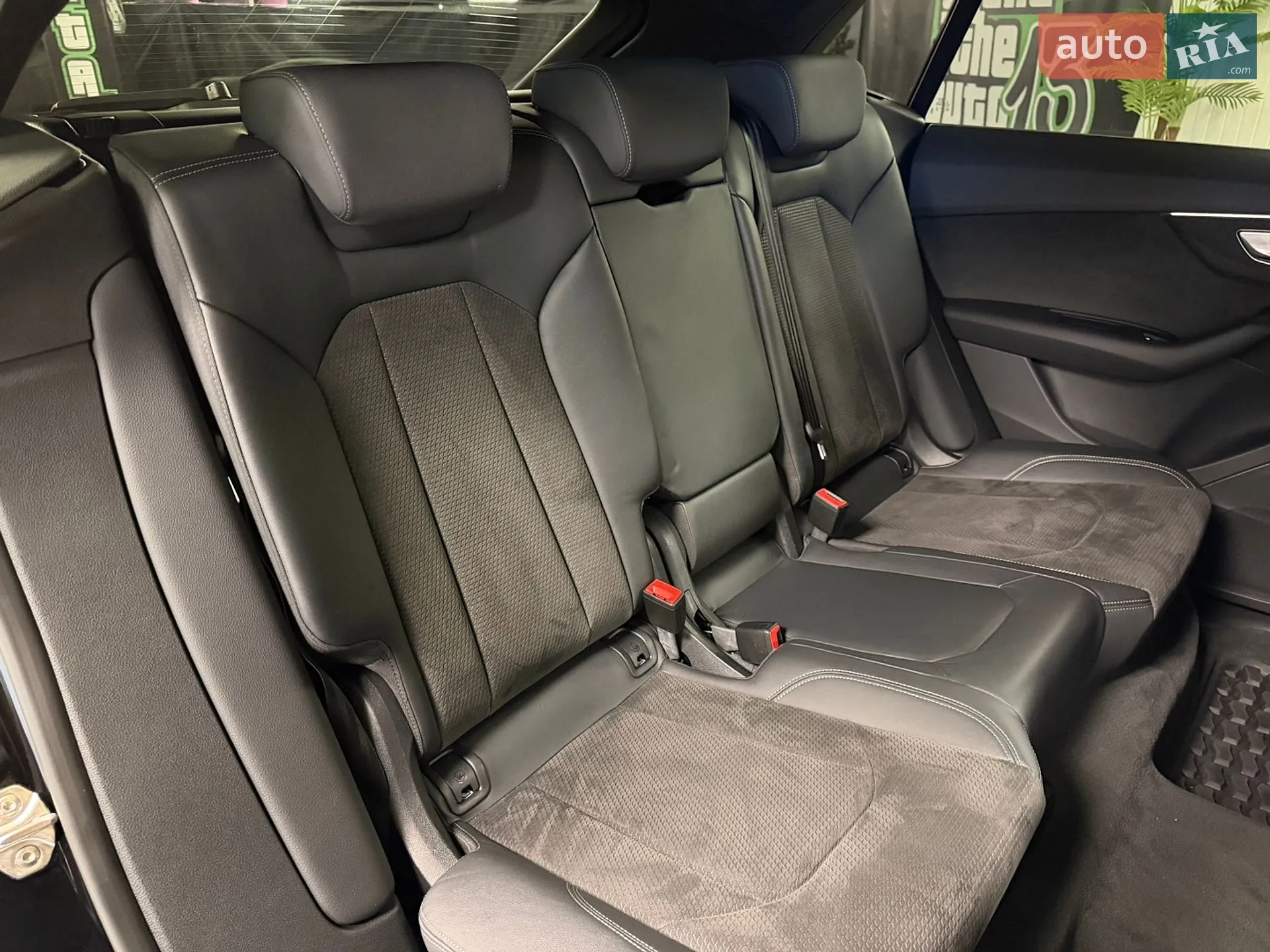 2020 Audi Q8 - мініатюра 32