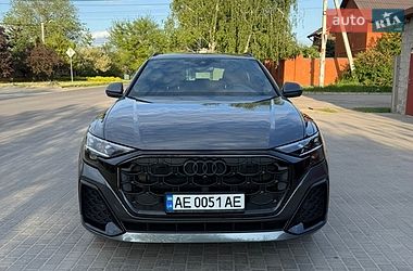 Позашляховик / Кросовер Audi Q8 2024 в Дніпрі