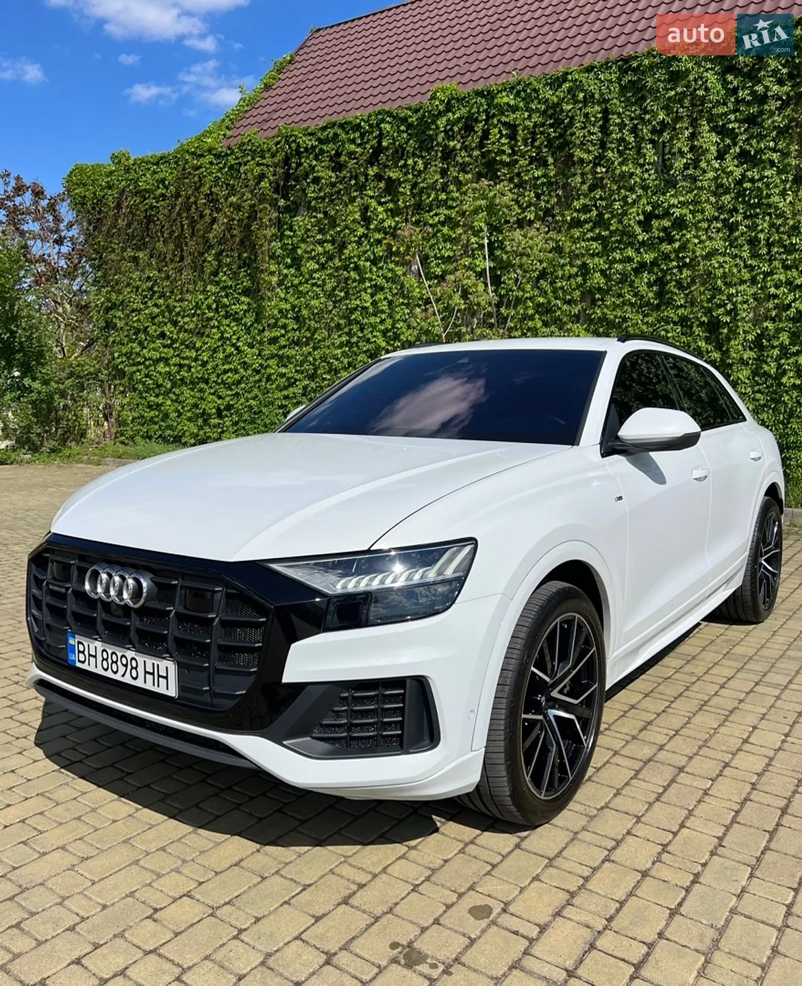 2019 Audi Q8 - мініатюра 2