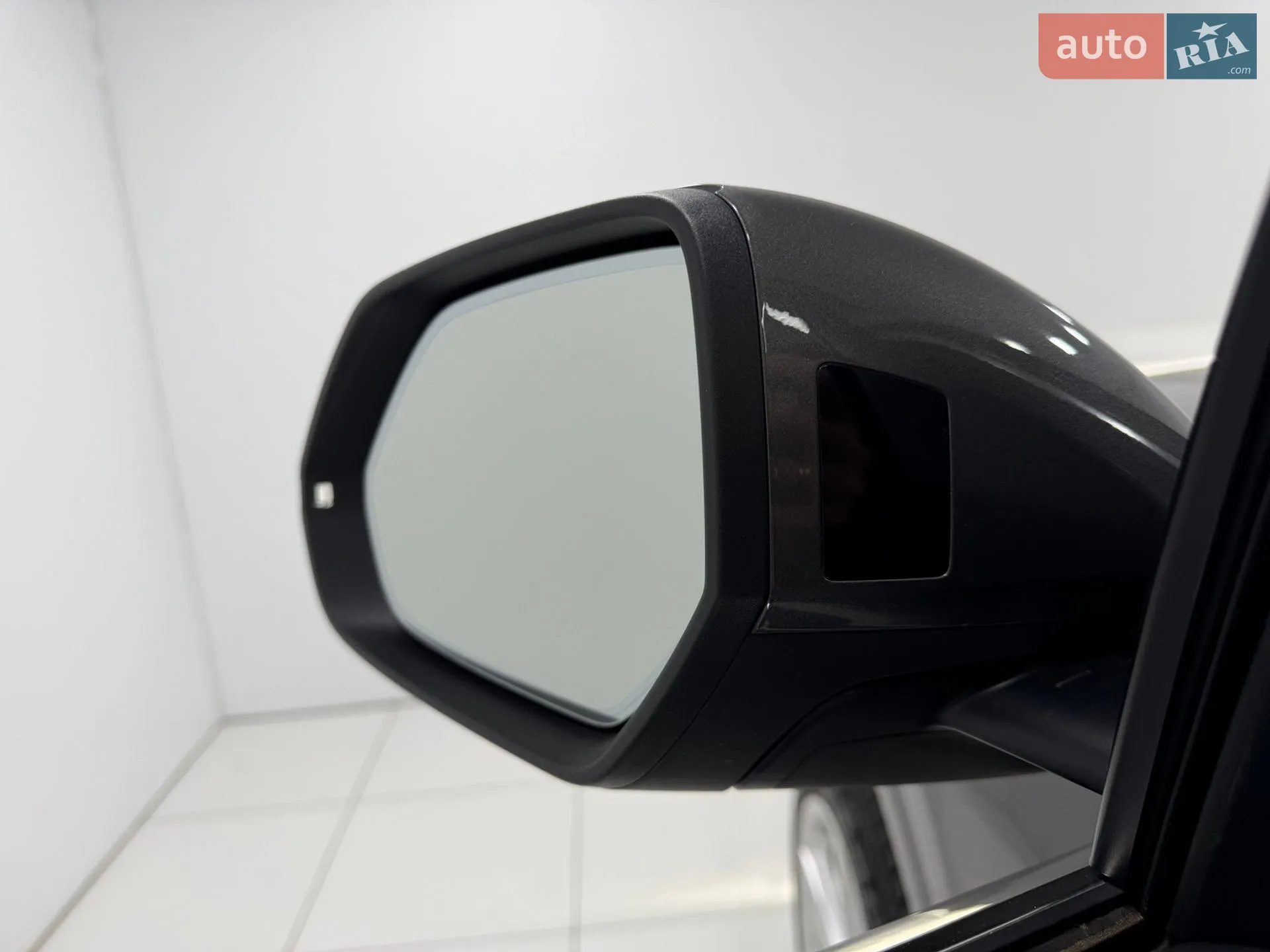 2018 Audi Q8 - мініатюра 22