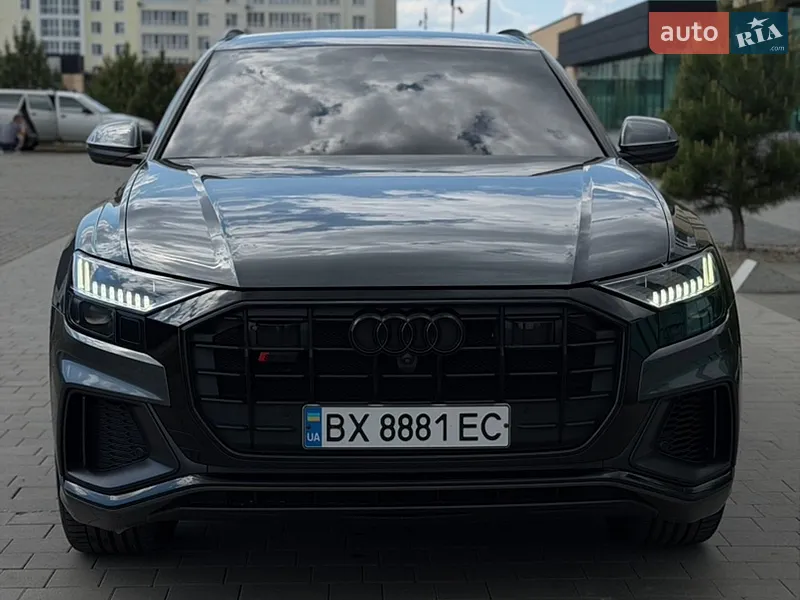 Audi Q8