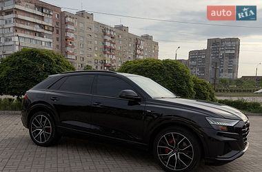 Позашляховик / Кросовер Audi Q8 2022 в Запоріжжі