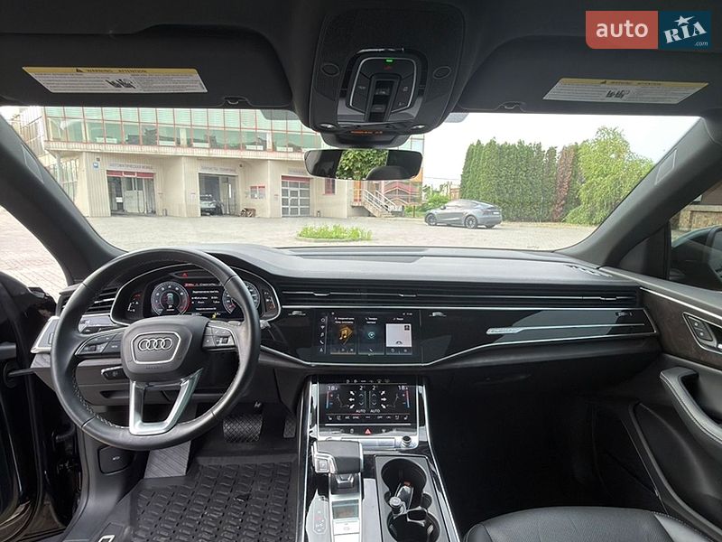 Позашляховик / Кросовер Audi Q8 2022 в Запоріжжі