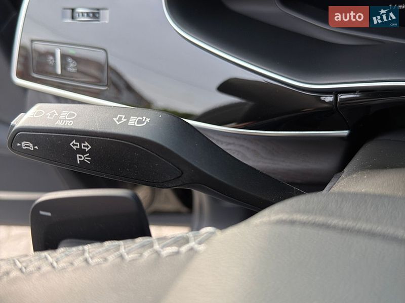 Позашляховик / Кросовер Audi Q8 2022 в Запоріжжі