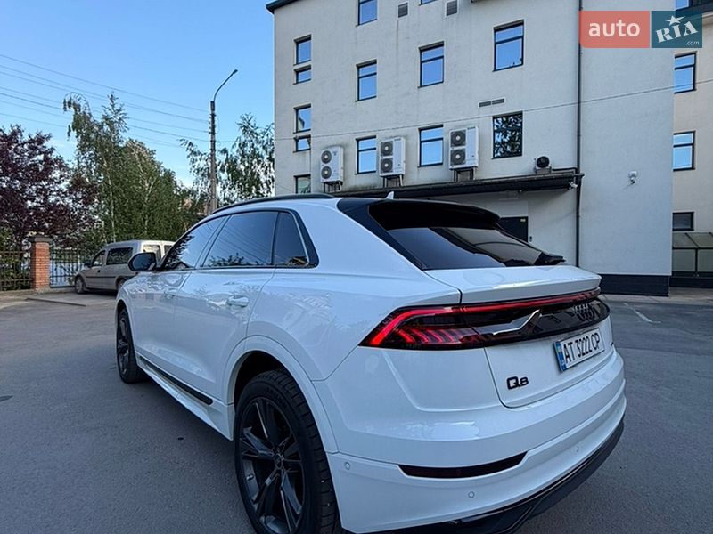 Внедорожник / Кроссовер Audi Q8 2023 в Коломые