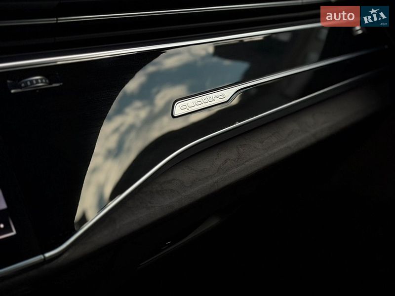 Внедорожник / Кроссовер Audi Q8 2023 в Коломые