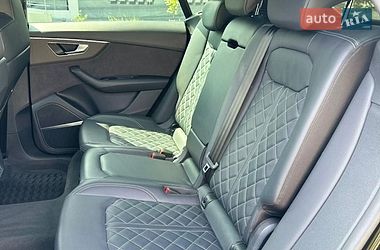 Позашляховик / Кросовер Audi Q8 2023 в Києві фото 17 Позашляховик / Кросовер Audi Q8 2023 в Києві