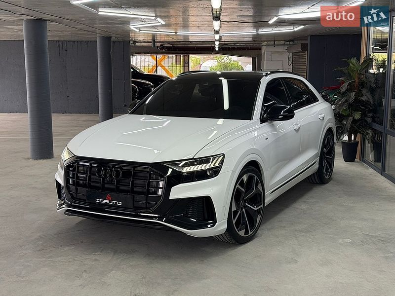 Audi Q8 2023