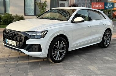 Внедорожник / Кроссовер Audi Q8 2023 в Киеве