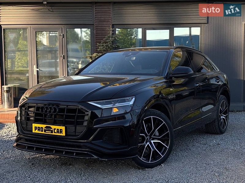 Позашляховик / Кросовер Audi Q8 2020 в Львові