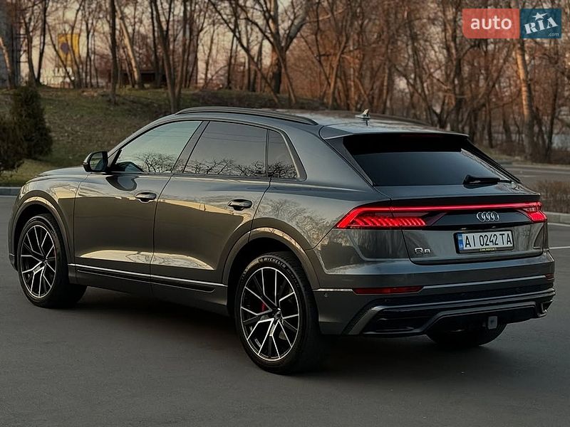 Внедорожник / Кроссовер Audi Q8 2019 в Киеве