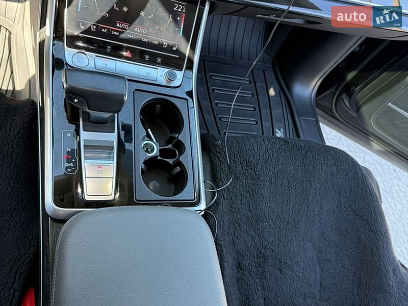 Позашляховик / Кросовер Audi Q8 2019 в Почаєві