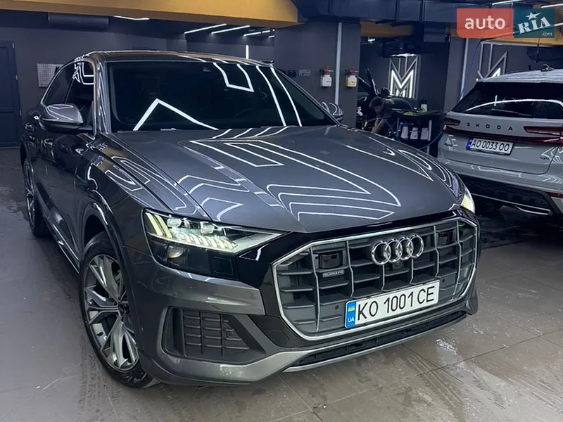 Audi Q8 2022
