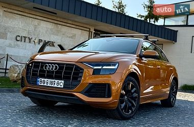 Позашляховик / Кросовер Audi Q8 2020 в Львові
