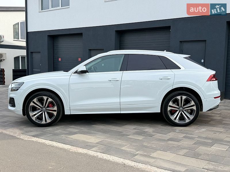 Позашляховик / Кросовер Audi Q8 2019 в Києві