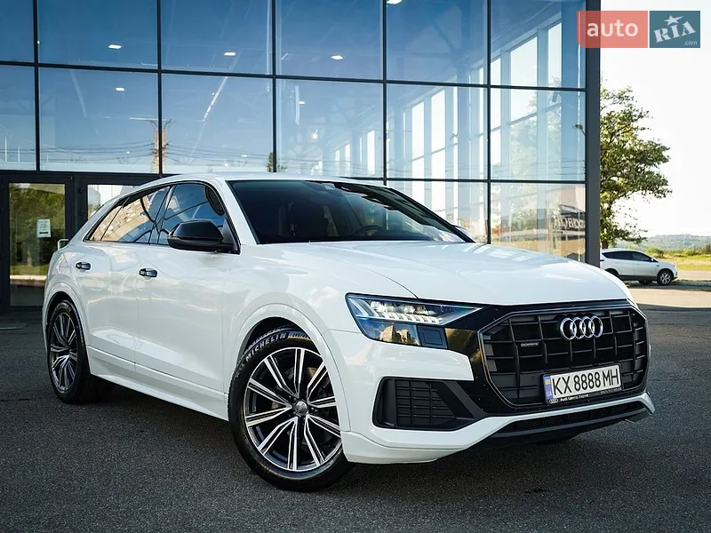 Audi Q8