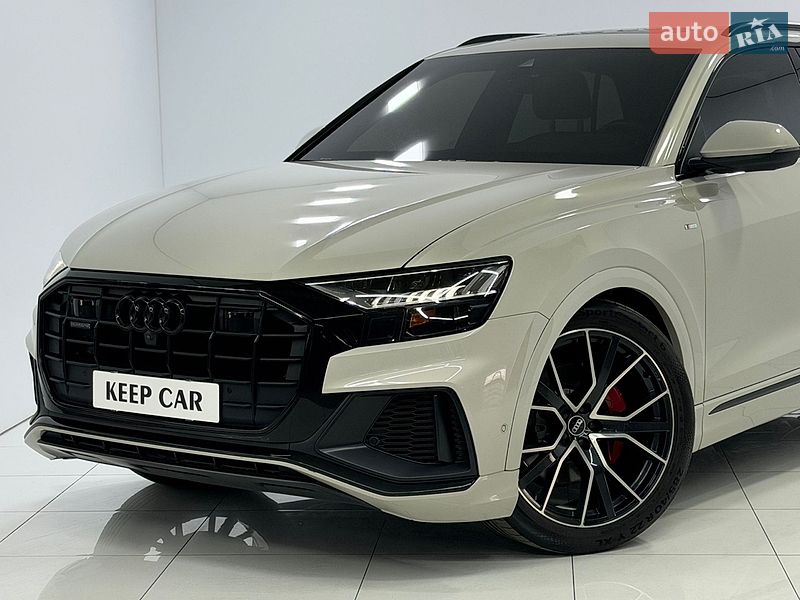 Внедорожник / Кроссовер Audi Q8 2021 в Одессе