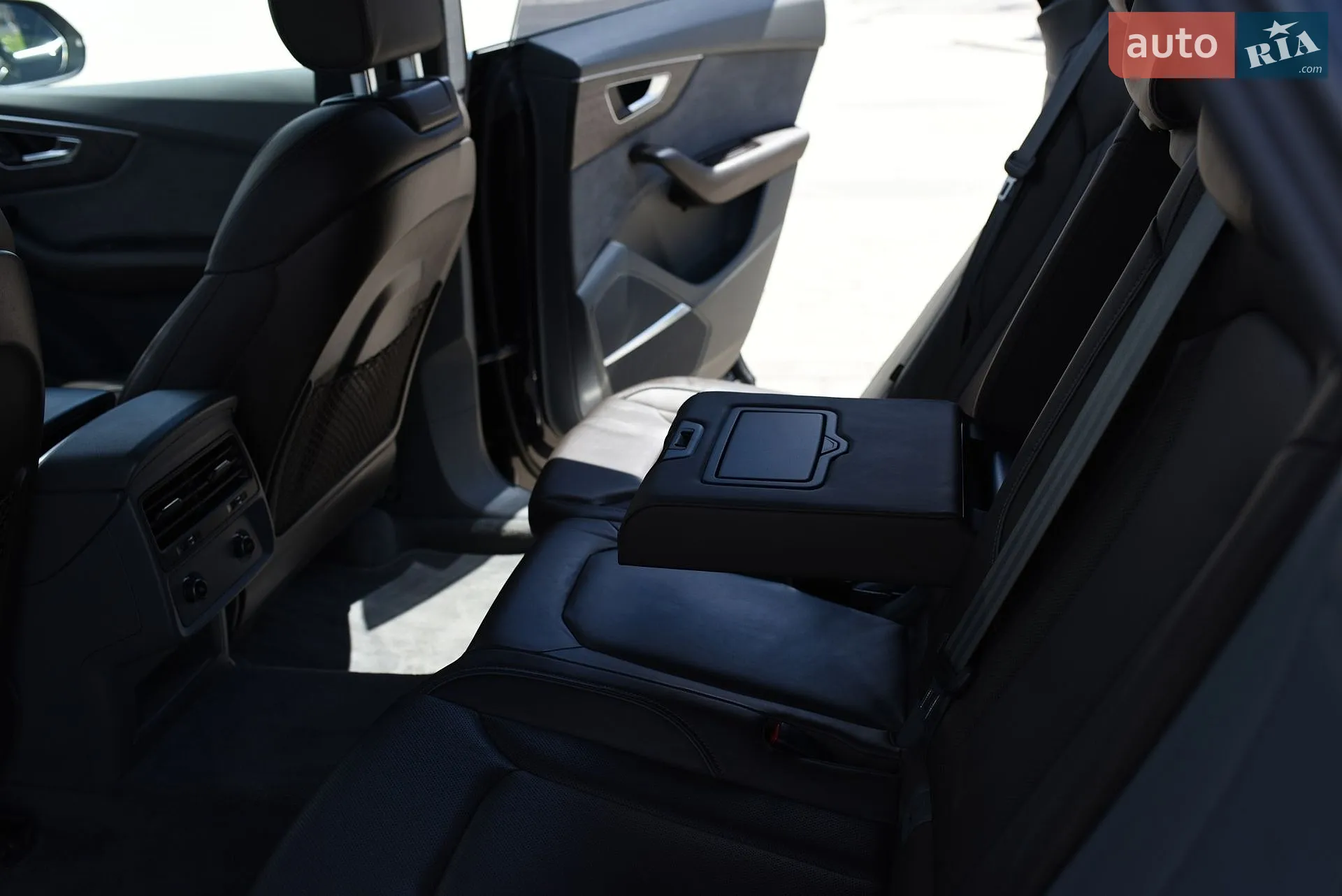 2019 Audi Q8 - мініатюра 32