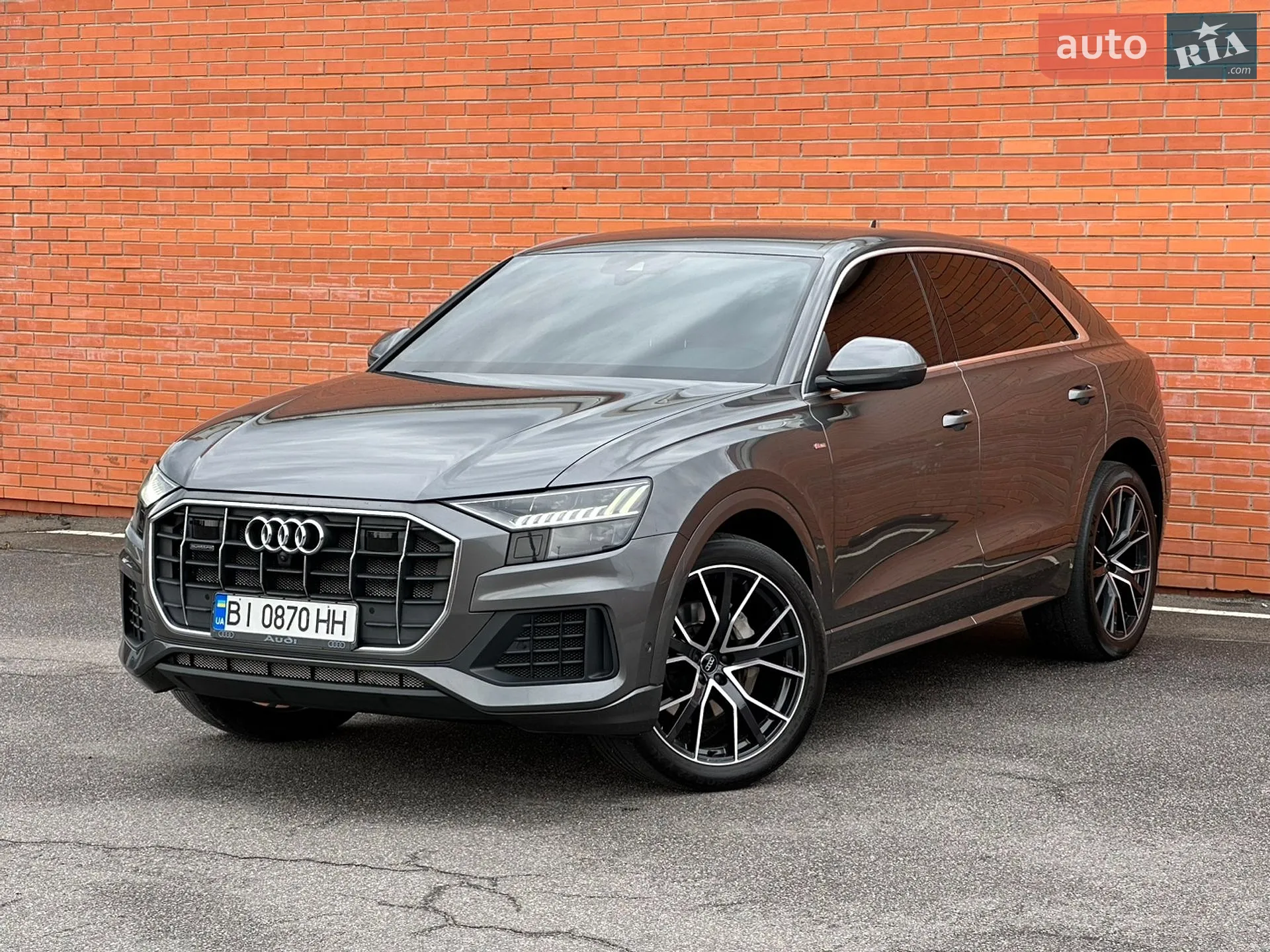 2019 Audi Q8 - фото 1