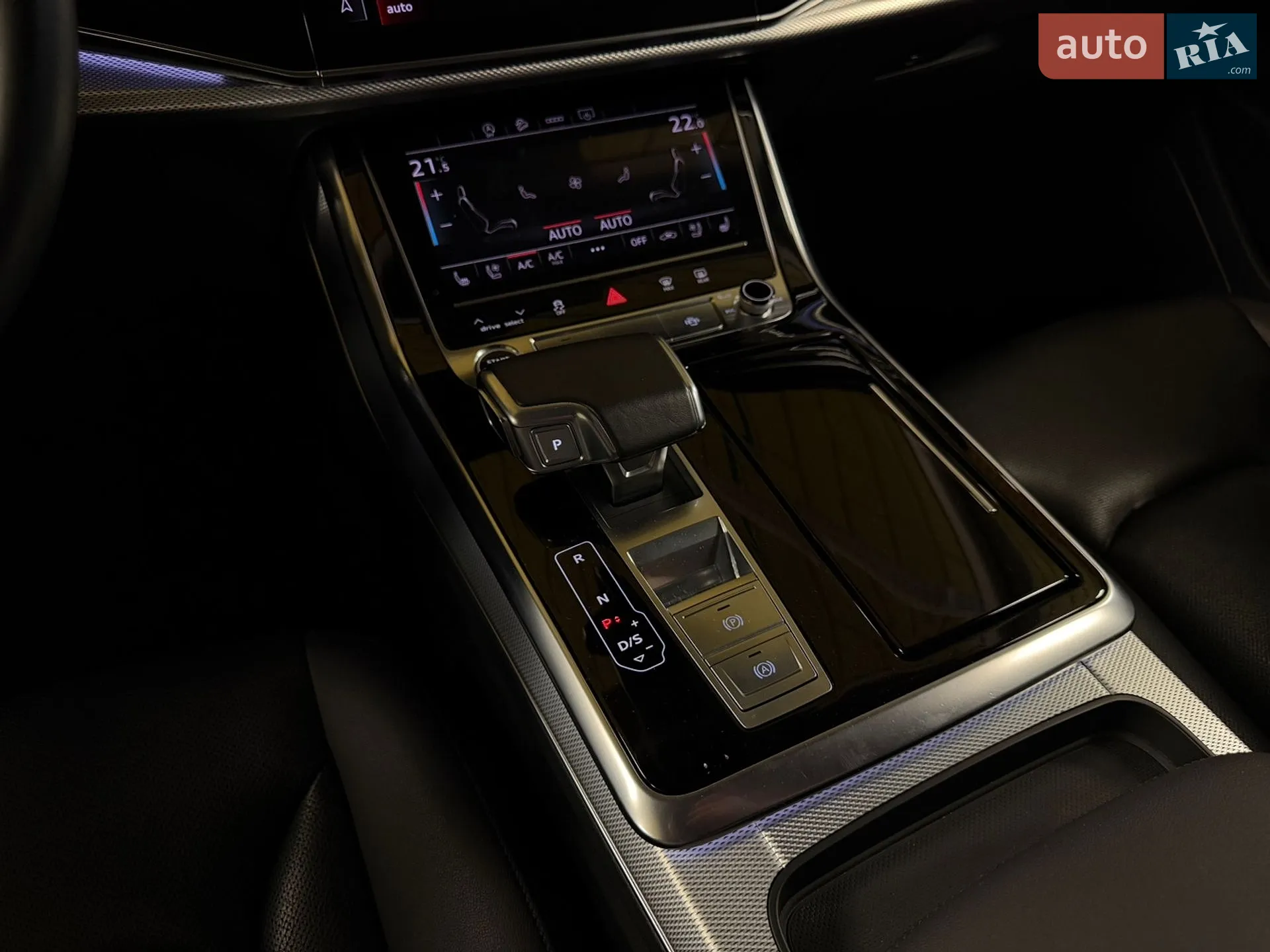 2020 Audi Q8 - мініатюра 25