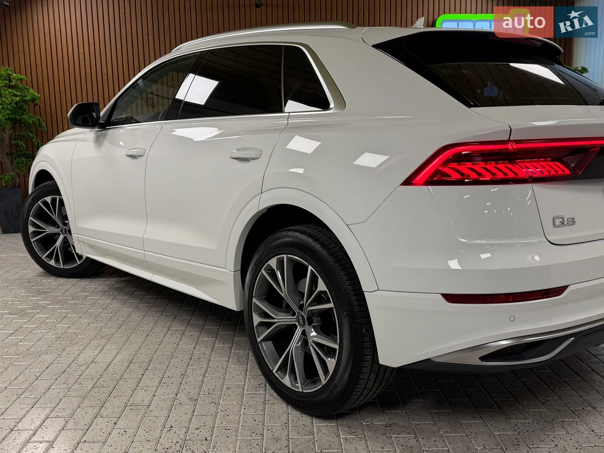 2020 Audi Q8 - мініатюра 39