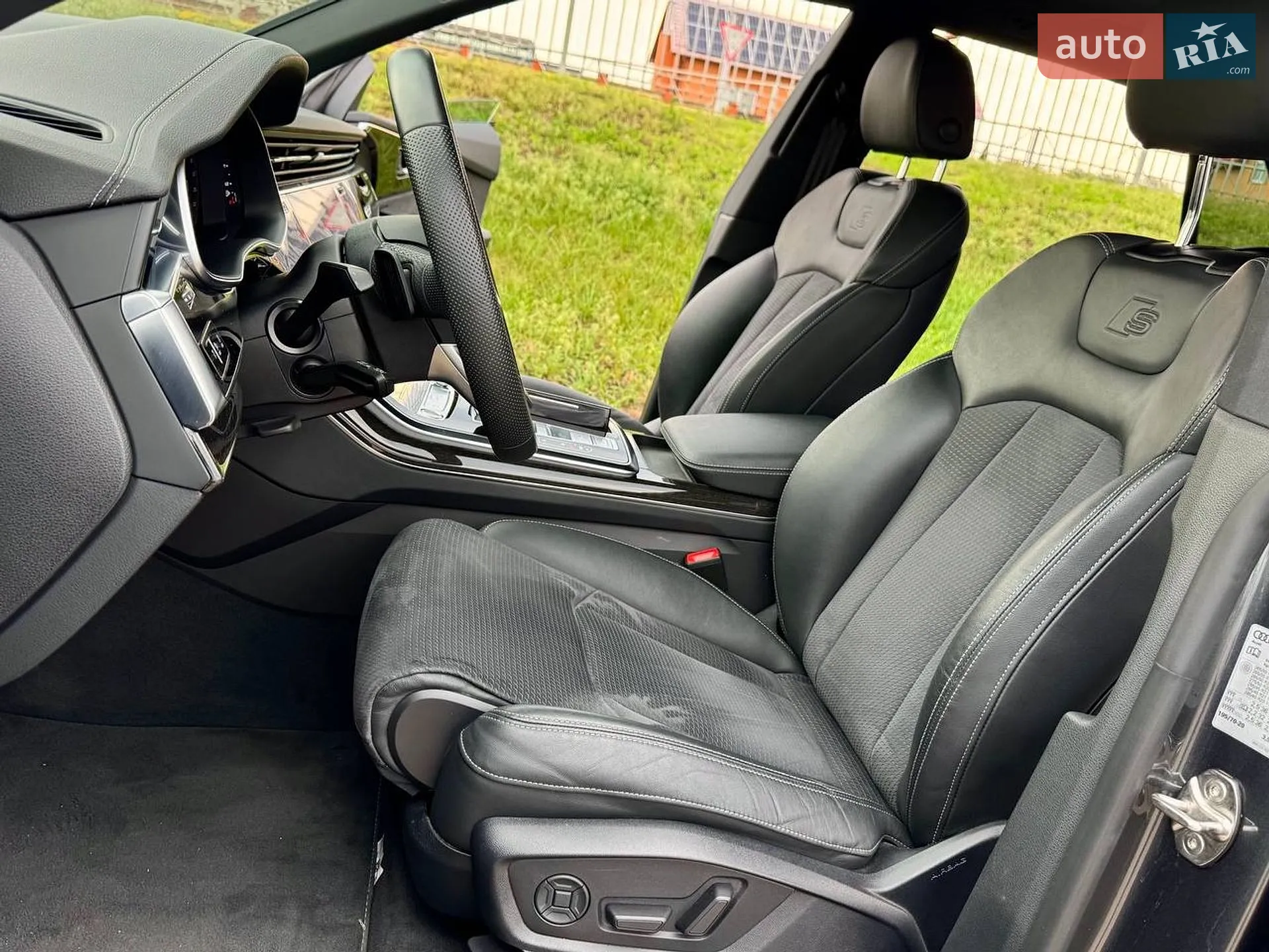 2023 Audi Q8 - мініатюра 24