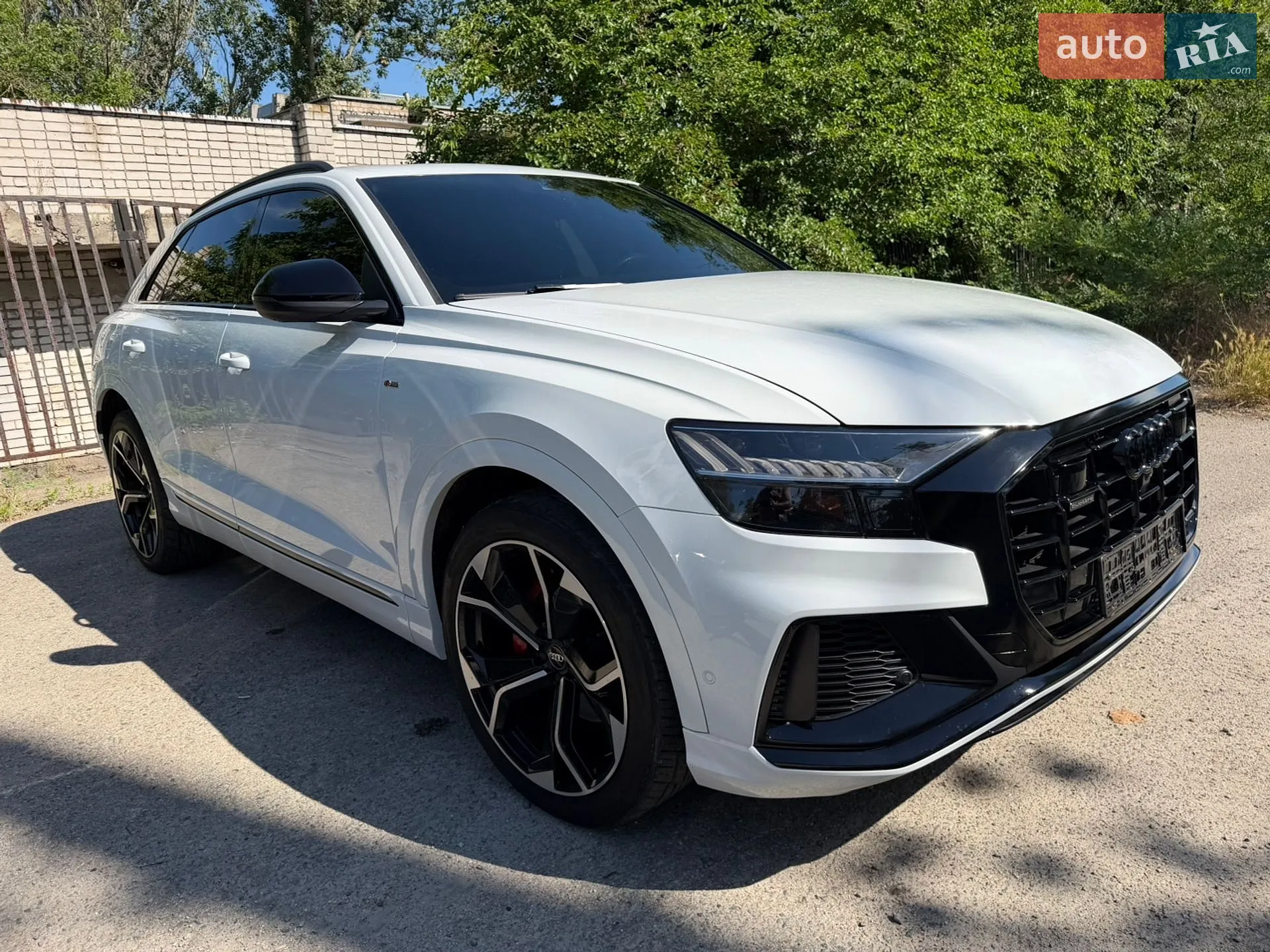 2019 Audi Q8 - мініатюра 2