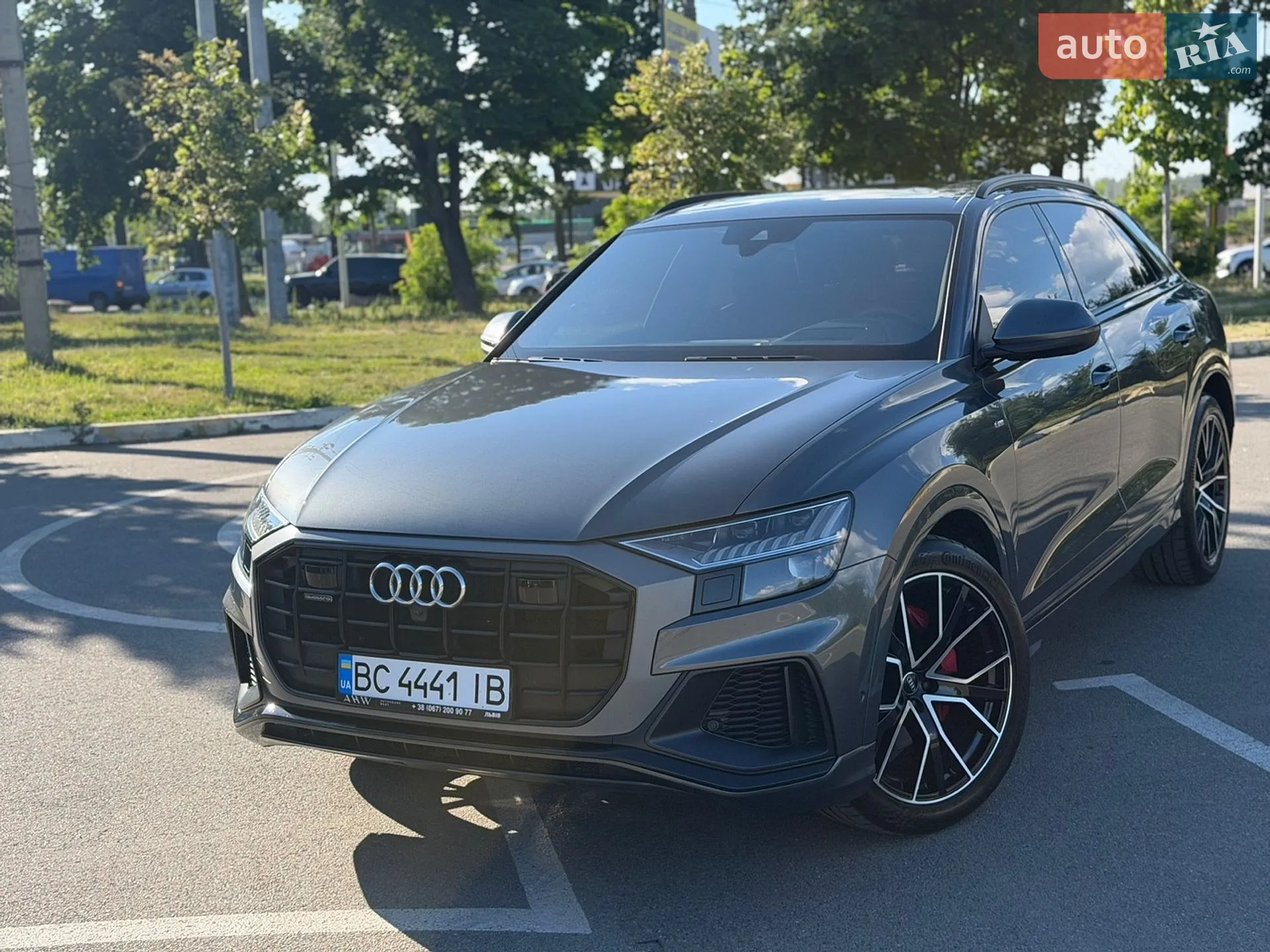 2019 Audi Q8 - мініатюра 3