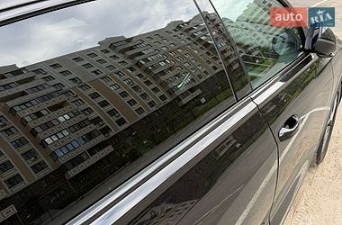 Позашляховик / Кросовер Audi Q8 2018 в Києві