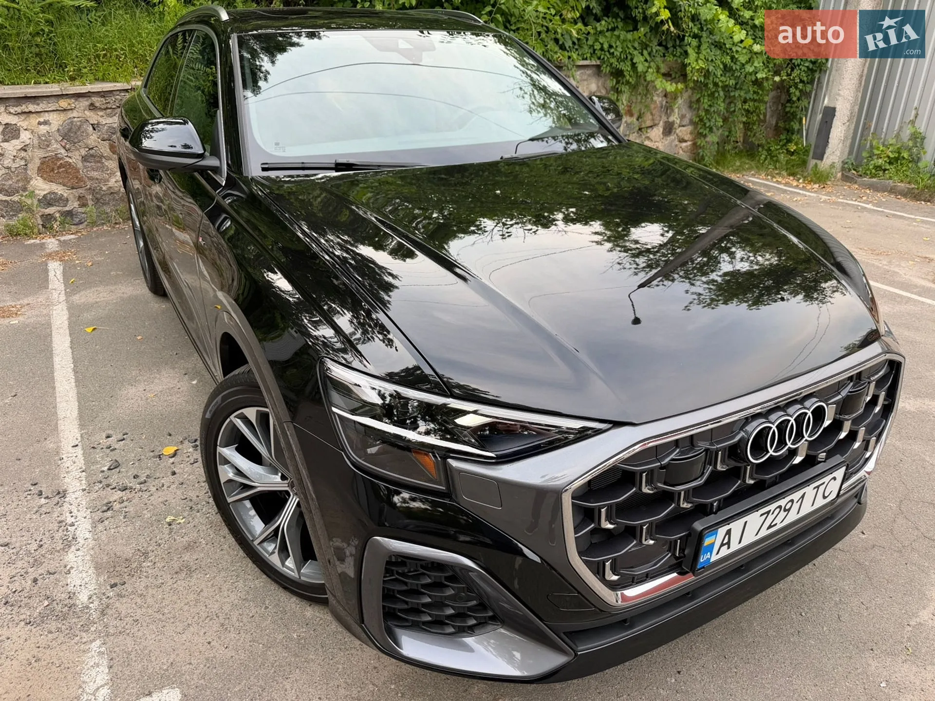 Audi Q8 2025 VIN WA1DVBF19SD036323 фото оголошення 2 з 54