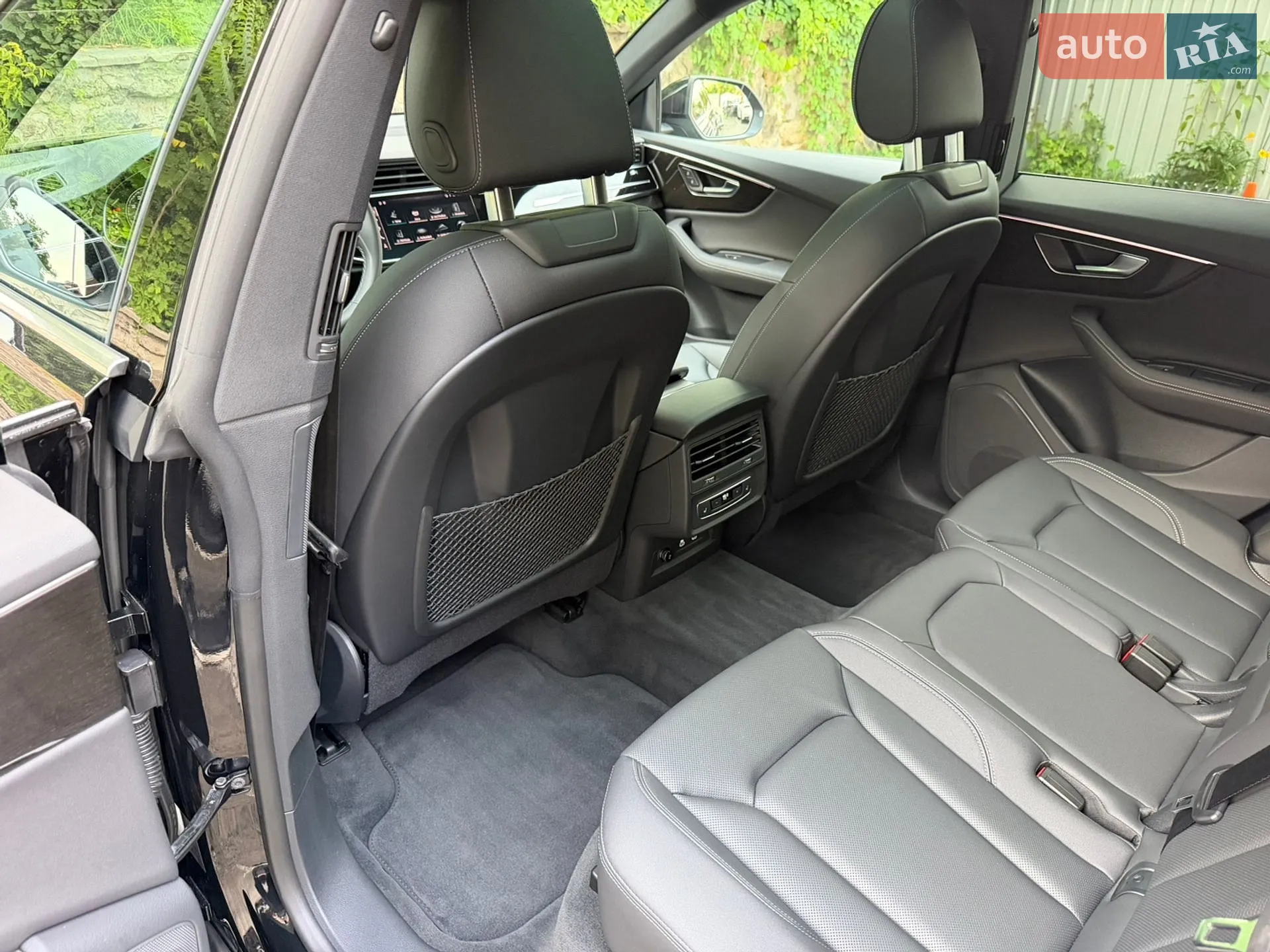 Audi Q8 2025 VIN WA1DVBF19SD036323 фото оголошення 27 з 54