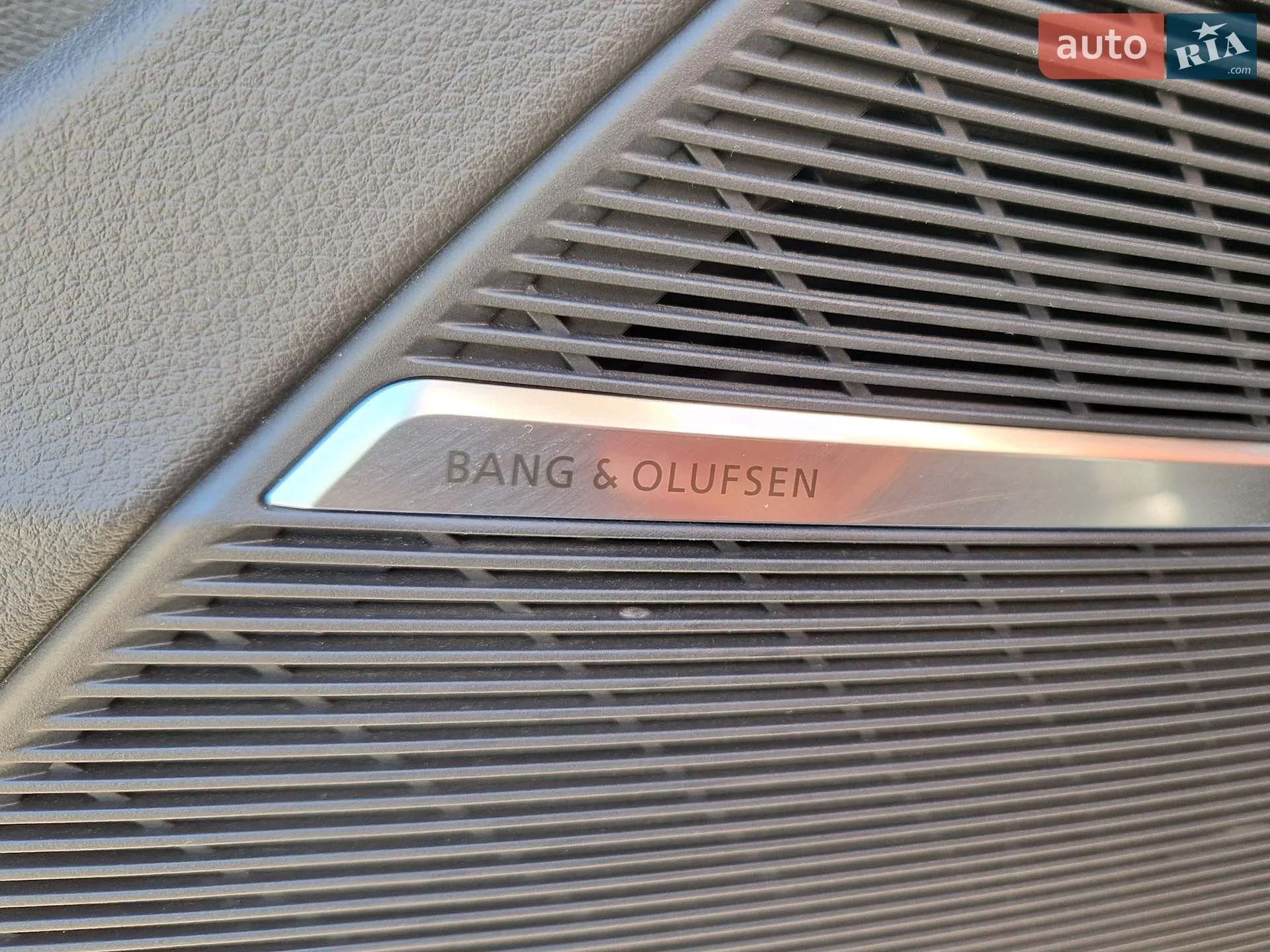 2020 Audi Q8 - мініатюра 23