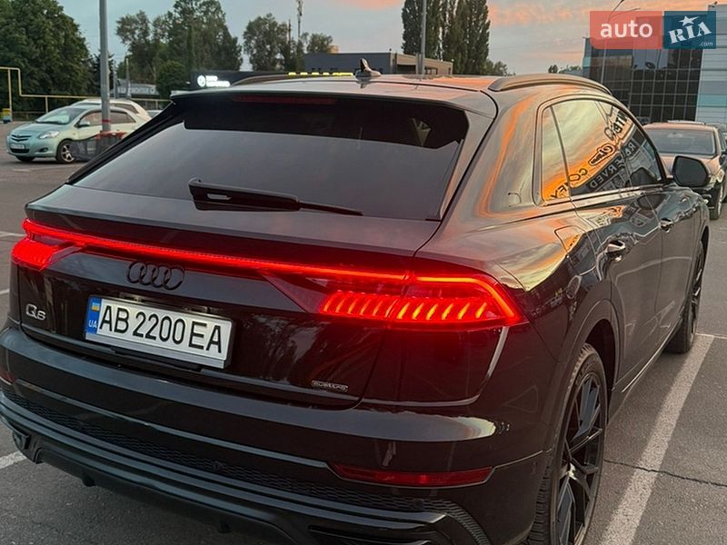 Внедорожник / Кроссовер Audi Q8 2018 в Одессе
