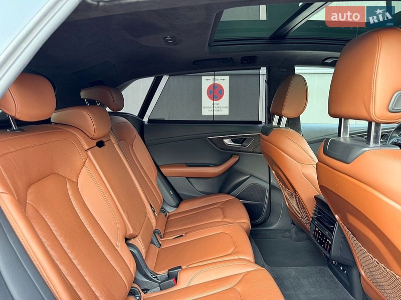 Позашляховик / Кросовер Audi Q8 2022 в Києві