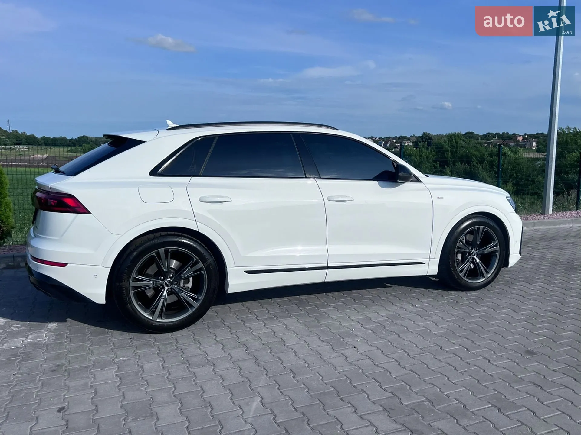 2025 Audi Q8 - мініатюра 33