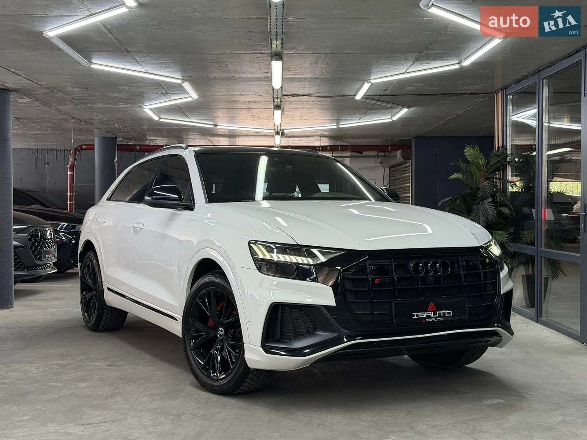 2019 Audi Q8 - мініатюра 2
