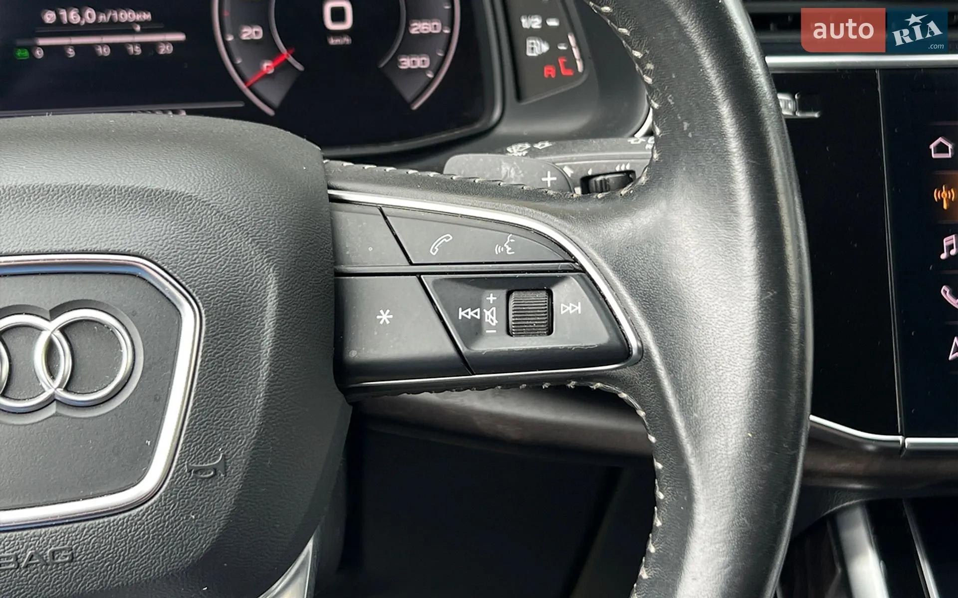 2018 Audi Q8 - мініатюра 13