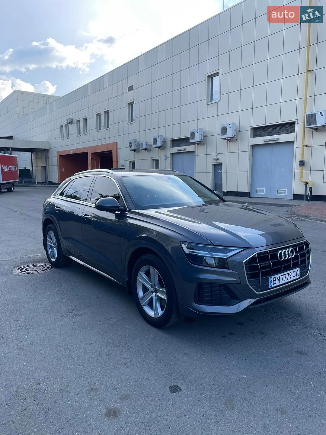 2021 Audi Q8 - фото 1