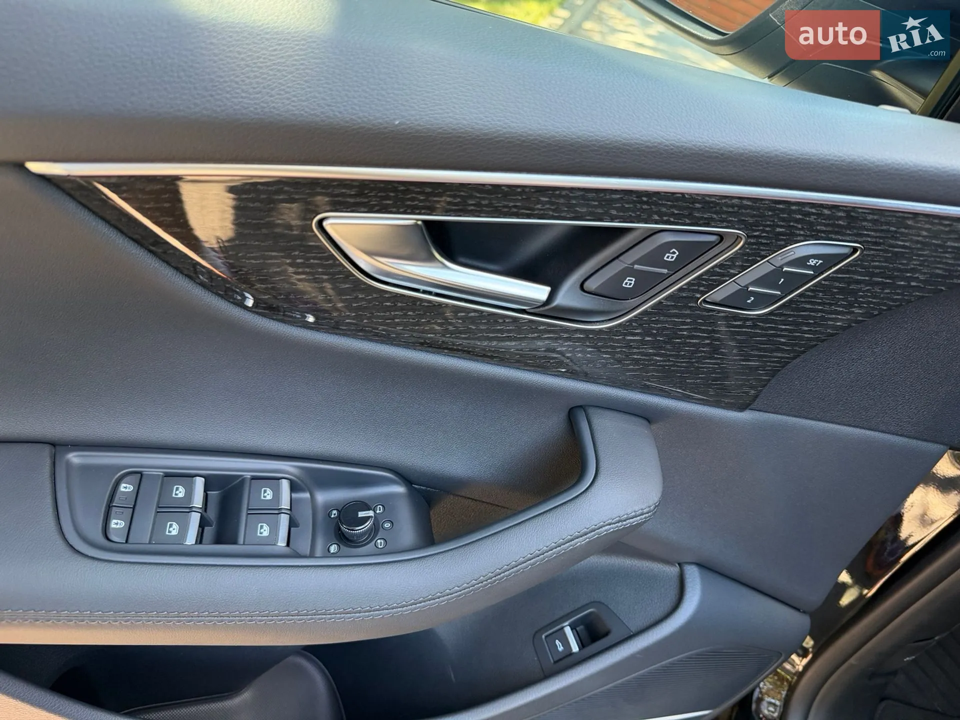2023 Audi Q8 - мініатюра 11