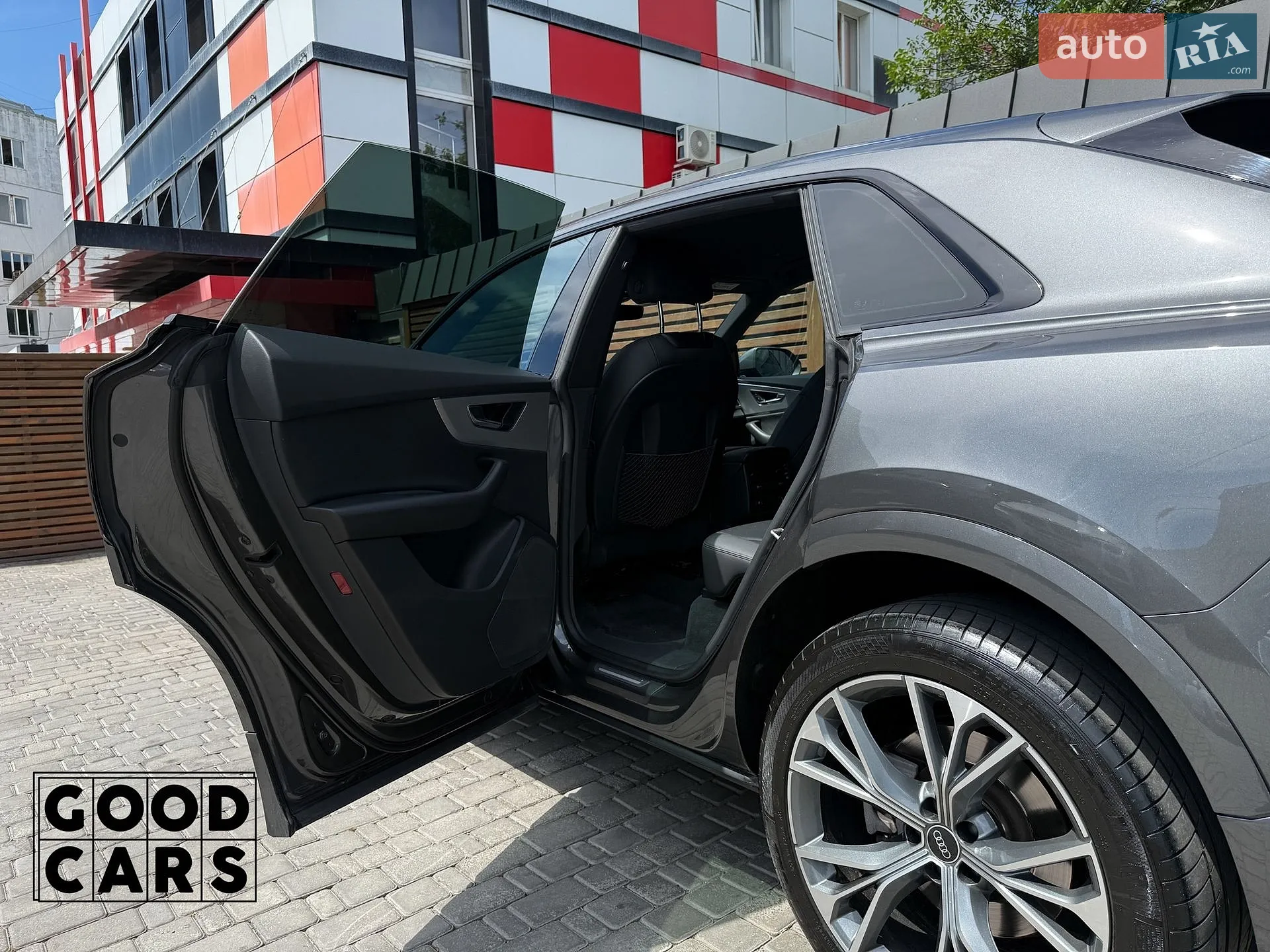 2020 Audi Q8 - мініатюра 29