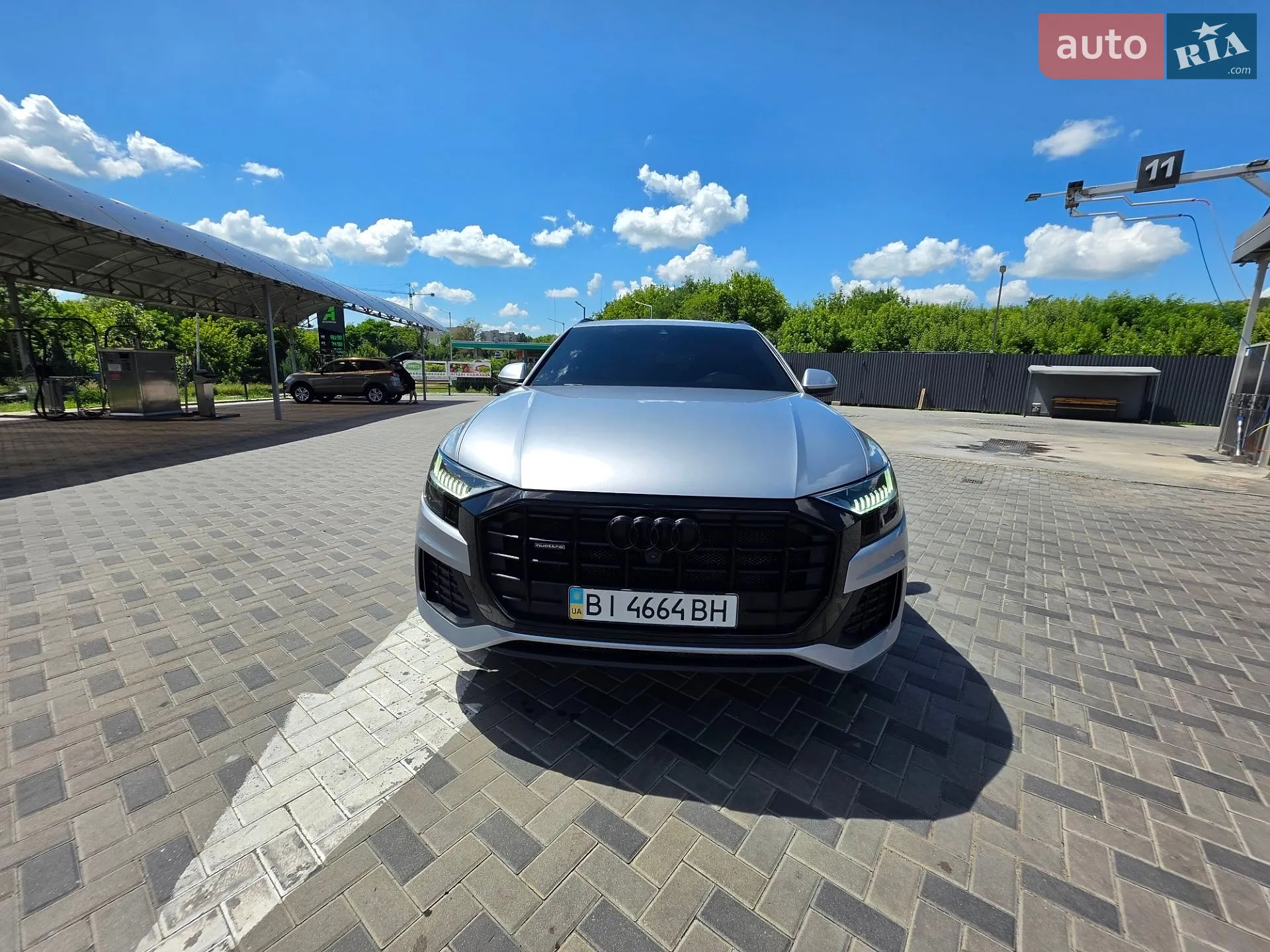 2019 Audi Q8 - мініатюра 2
